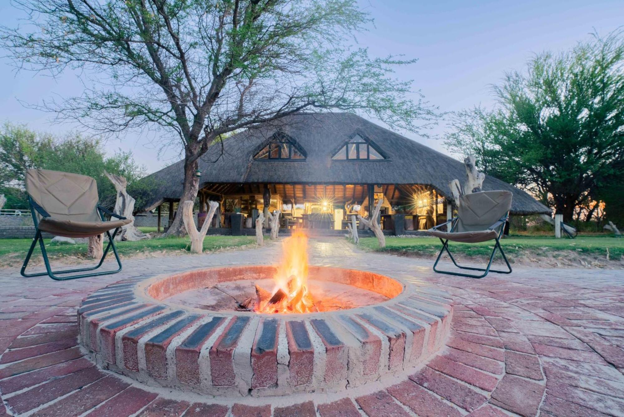 Grassland Safari Lodge Ghanzi Екстериор снимка